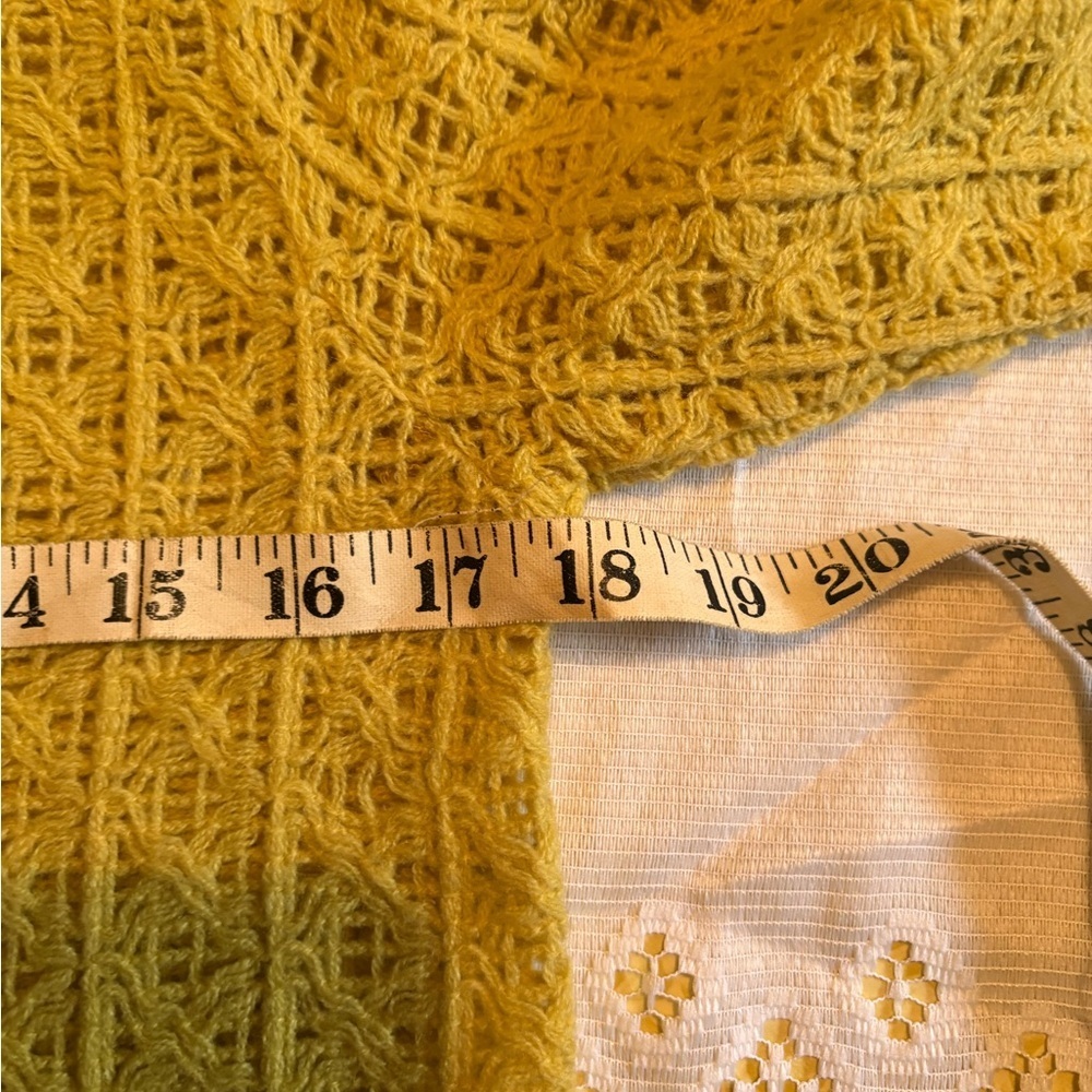 Vintage Yellow Women's Knit Sweater - Picture 7 of 9